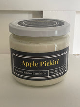 Load image into Gallery viewer, Apple Pickin 11oz Candle LARGE
